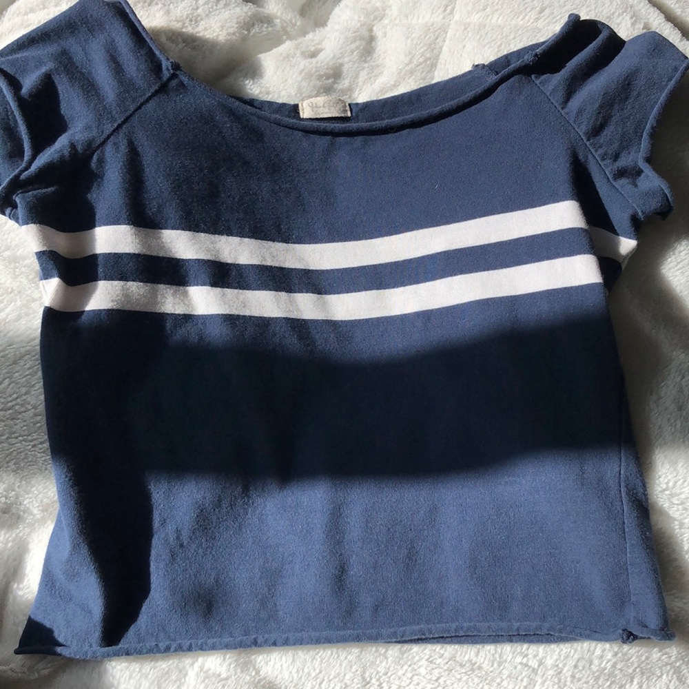 Brandy Melville off the shoulder top